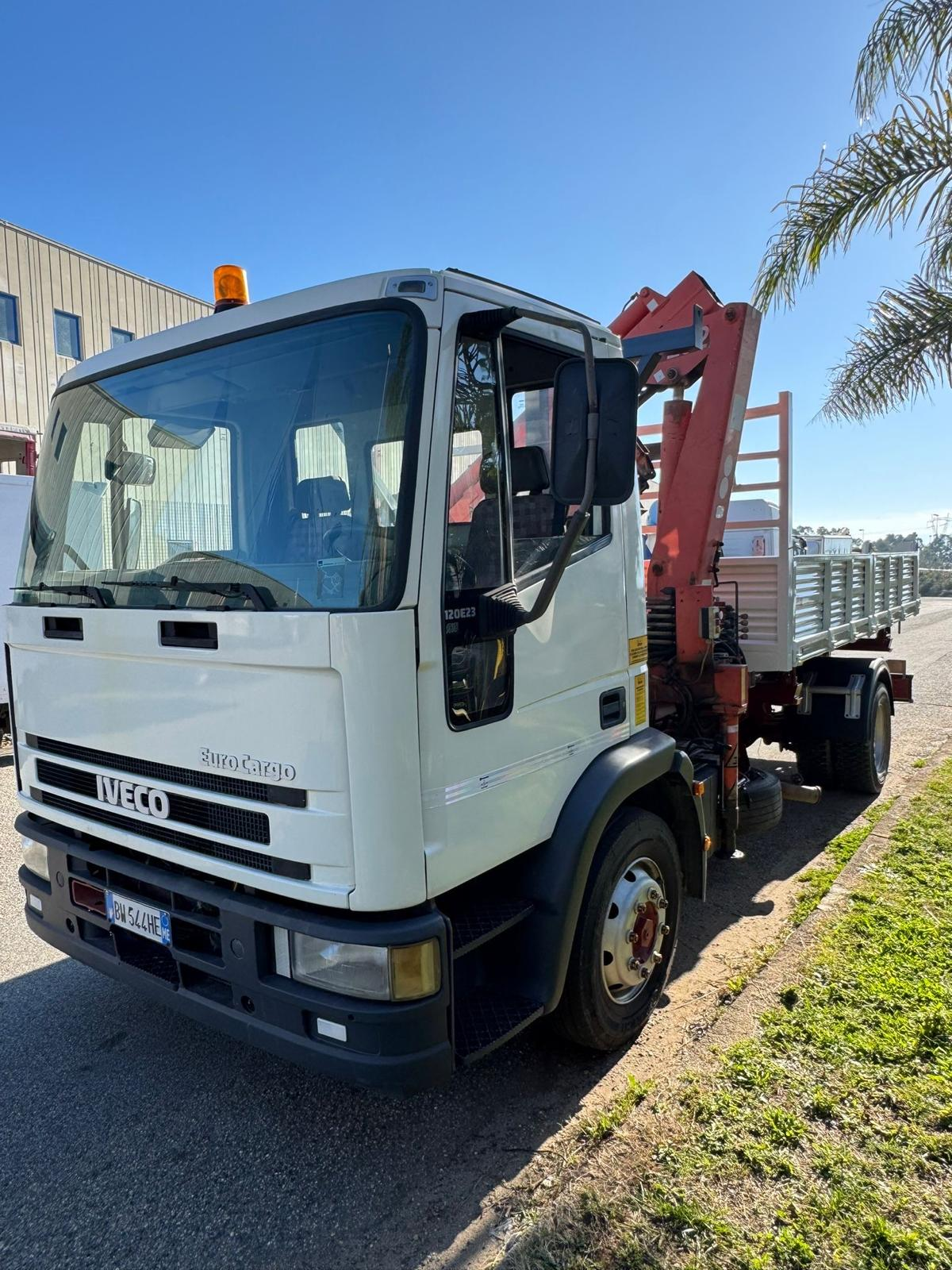 Iveco Eurocargo 120 E 23